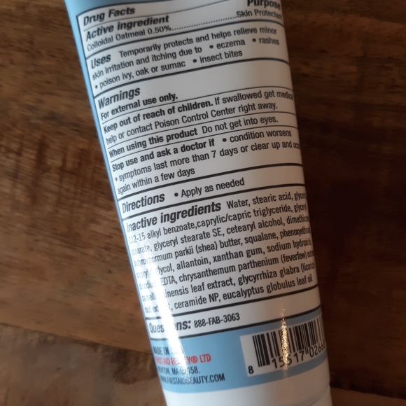 FIRST AID BEAUTY ULTRA REPAIR CREAM HAND NEW! 2OZ - Picture 5 of 6